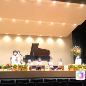 向島なかよしリトミック♪ステージに立ちました！の画像