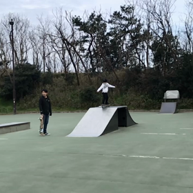 通勤途中のスケート　その2の画像