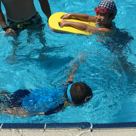 泳げるようになった若大将の画像