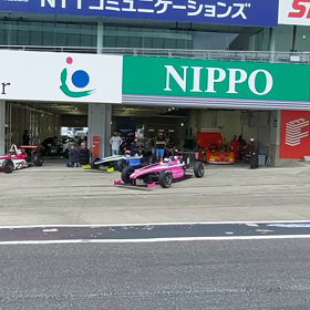 自動車競技　自己都合観覧の画像