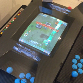 自作アーケードゲーム筐体の画像