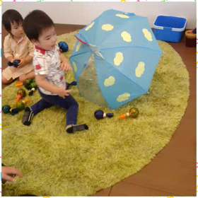 スナップハウスつくば研究学園店にて英語リトミックの画像