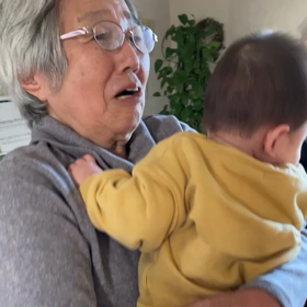 211024 埼玉の大グランパ大グランマ初対面の画像