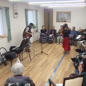 高齢者施設③ 絹の靴下の画像