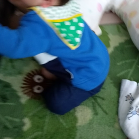 つかまり立ちの画像