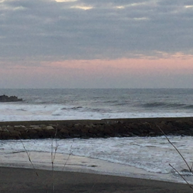 12月22日千葉北、東浪見の朝の波の画像