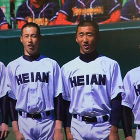 平安優勝に向けまず１勝の画像