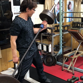 補強に励む猛者たちの画像