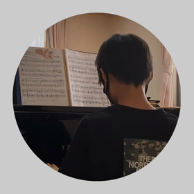 発表会は1年半に1回の画像