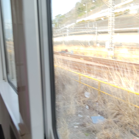 JR東海道本線を走る電車にての画像