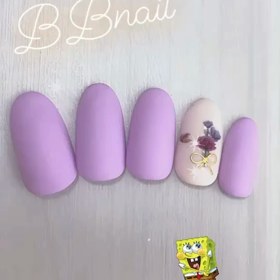 マットネイルの画像