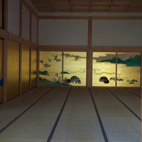 台風接近中での旅の画像