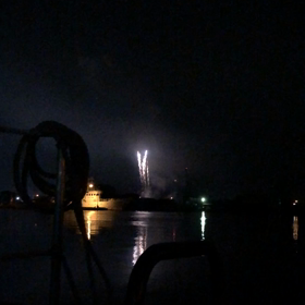 季節外れの花火の画像