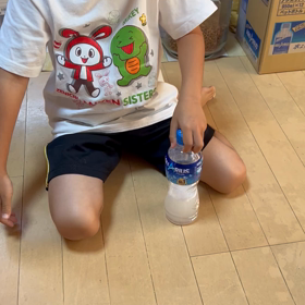 ボトルフリップの画像