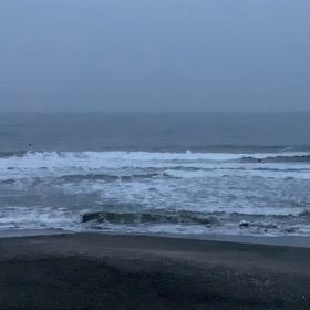 3月15日千葉北、東浪見の朝の波の画像