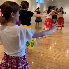 レッスン風景〜やさしいフラ〜の画像