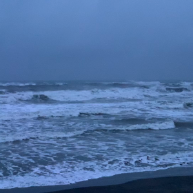 2月14日千葉北、東浪見の朝の波の画像
