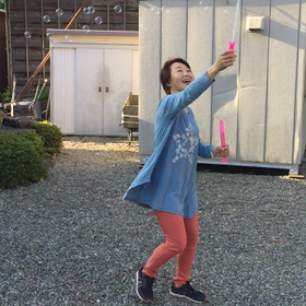 シャボン玉ラフターヨガの画像