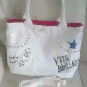 デニムリメイクバッグ風スタッズバッグ・Mサイズ・ホワイトの画像