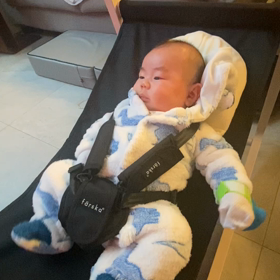 坊ちゃんの成長を感じる椅子の画像