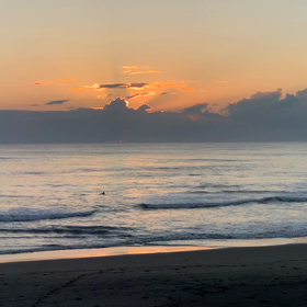 10月20日千葉北、東浪見の朝の波の画像