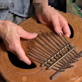 カリンバの響きの画像