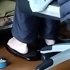 カミさんSIXPADで筋トレ中。の画像