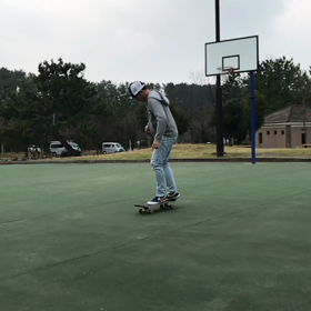 今朝の横乗りはスケート　その１  SINYA師匠スクールの画像