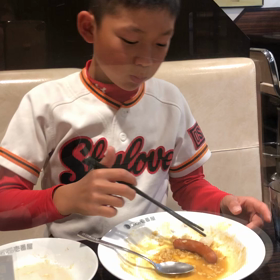 初めてラッキョウを食べた人の反応の画像