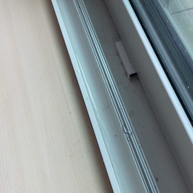 窓から雨水が侵入の画像