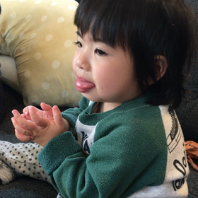 １歳が見せる超かわいい行動の画像