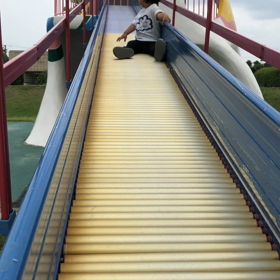 ひっっっさしぶりの公園の画像