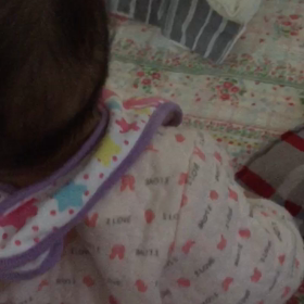 おすわりの画像