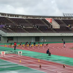 ６年男子100m予選①の画像
