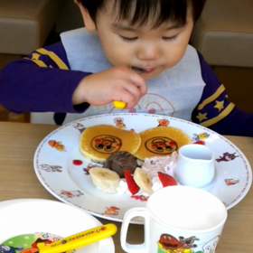 2歳８か月の画像