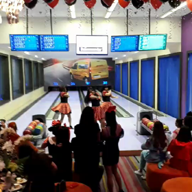 とある国のパーティの画像