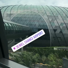 jewel airportの画像