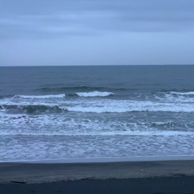 4月29日千葉北、東浪見の朝の波の画像