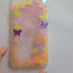 ラメが動くスマホカバー作りました。の画像