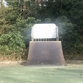 通勤途中のスケート　　　その2  クォーターバンクの画像