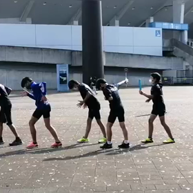男子リレー その場バトンの画像