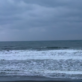 1月10日千葉北、東浪見の朝の波の画像