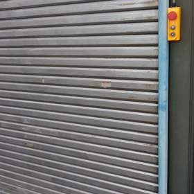 シャッターの電動化の画像