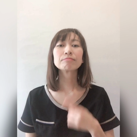 画面を見過ぎなあなたへ！このストレッチでスッキリフェイスライン♡の画像