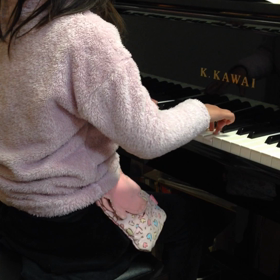 ブルクミュラーデビューの二年生ちゃん。の画像