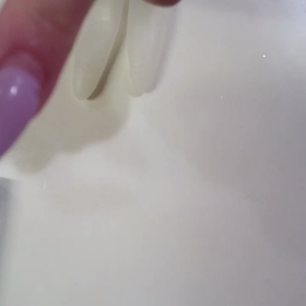 人指し指のスカルプちゃんの画像