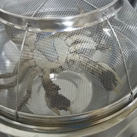 食べるか  離すかの画像