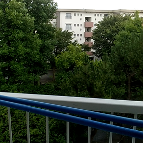 外の様子の画像