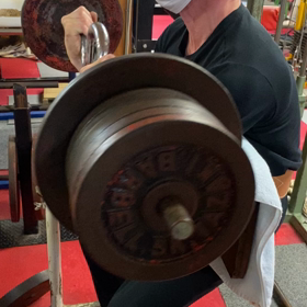 体重62.5kgで80kgのプリチャーカールの画像