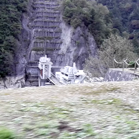 トロッコ電車   （ 鐘釣駅～宇奈月駅まで）2の画像